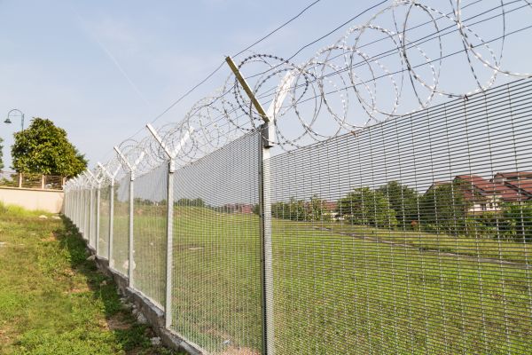 Commercial Fence Construction